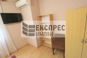 Обзаведен Тристаен апартамент, Окръжна болница