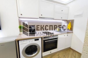  Studio, Regional hospital