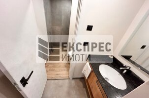 Möbliert, 2 Schlafzimmer Wohnung, Regional hospital