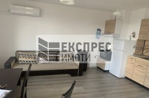 Möblierte 1 Schlafzimmer Wohnung, Pobeda