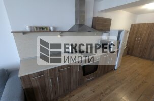 Обзаведен Тристаен апартамент, Център