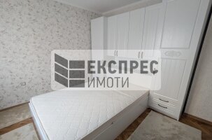 Furnished 2 bedroom apartment, Center