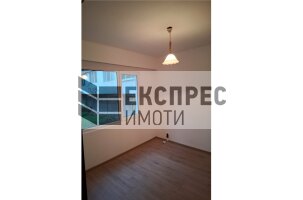 Unfurnished, 1 bedroom apartment, Mladost 1
