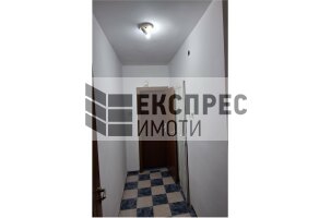 Unfurnished, 1 bedroom apartment, Mladost 1