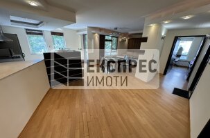 Нов, Луксозно Обзаведен Двустаен апартамент, Лозенец