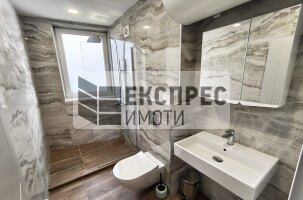 Обзаведен Двустаен апартамент, Лятно кино Тракия