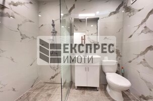  Studio, Regional hospital