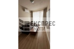 Обзаведен, Двустаен апартамент, Окръжна болница