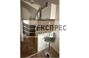 Обзаведен, Двустаен апартамент, Окръжна болница