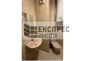 Обзаведен, Двустаен апартамент, Окръжна болница