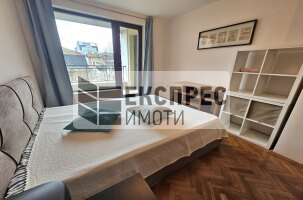 Обзаведен Двустаен апартамент, Червен площад