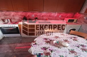 Обзаведен Етаж от къща