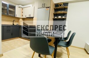 Обзаведен Двустаен апартамент, Център