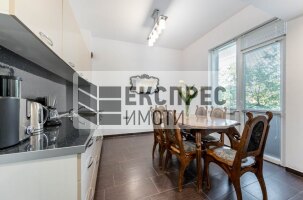 Furnished 2 bedroom apartment, Center