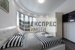 Furnished 2 bedroom apartment, Center