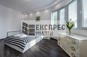 Furnished 2 bedroom apartment, Center