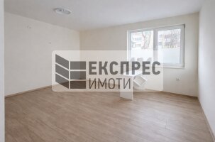  Büro, Zimno kino Trakia