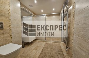 Furnished 2 bedroom apartment, Center