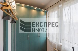 Luxury Penthouse, Greek area