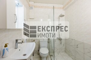 Luxury Penthouse, Greek area