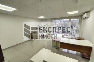 FURNISHED Office, Farmers' Market