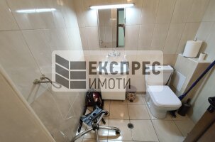 FURNISHED Office, Farmers' Market