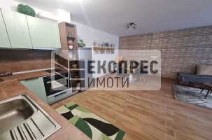 FURNISHED 2 bedroom apartment, Red Square