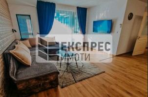 FURNISHED 2 bedroom apartment, Red Square