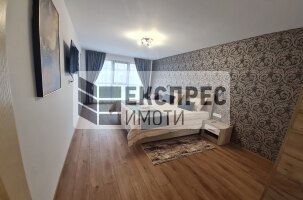 FURNISHED 2 bedroom apartment, Red Square