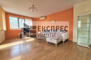 Furnished 3 Schlafzimmer Wohnung, Breeze