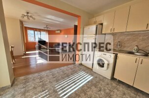 Furnished 3 Schlafzimmer Wohnung, Breeze