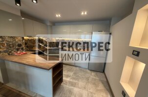 Обзаведен Двустаен апартамент, Център