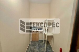 Обзаведен Двустаен апартамент, Окръжна болница