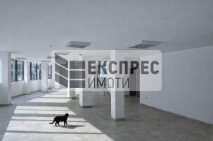  Office, Railway station