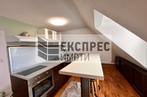 Обзаведен, Тристаен апартамент, Окръжна болница