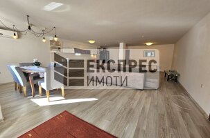 Луксозен,Обзаведен Четиристаен апартамент, Център