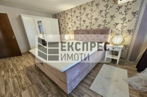 Луксозен,Обзаведен Четиристаен апартамент, Център