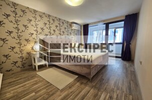 Луксозен,Обзаведен Четиристаен апартамент, Център