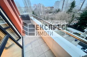 Обзаведен Двустаен апартамент, Окръжна болница