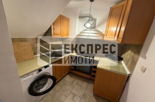 Обзаведен Тристаен апартамент, Окръжна болница