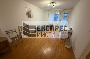 Обзаведен Тристаен апартамент, Окръжна болница