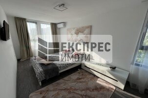 Furnished 2 bedroom apartment, Center
