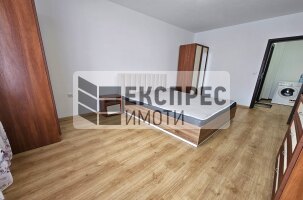 Обзаведен Двустаен апартамент, Лятно кино Тракия