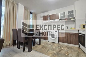 Нов, Обзаведен Двустаен апартамент, Морска градина