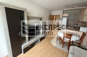 Обзаведен Двустаен апартамент, Окръжна болница