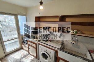 ОБЗАВЕДЕН Многостаен апартамент, Окръжна болница