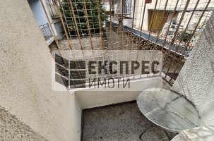 ОБЗАВЕДЕН Многостаен апартамент, Окръжна болница