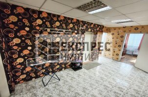 ОБЗАВЕДЕН Многостаен апартамент, Окръжна болница