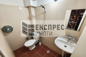 ОБЗАВЕДЕН Многостаен апартамент, Окръжна болница