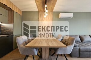 Нов, Луксозен, Обзаведен Тристаен апартамент, Център